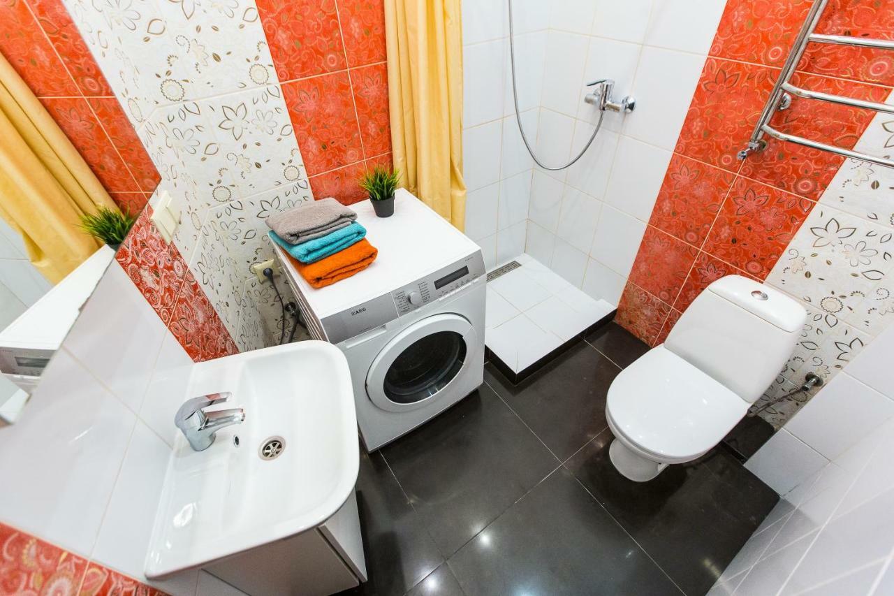 Baker'S Street Hostel Lviv Ngoại thất bức ảnh