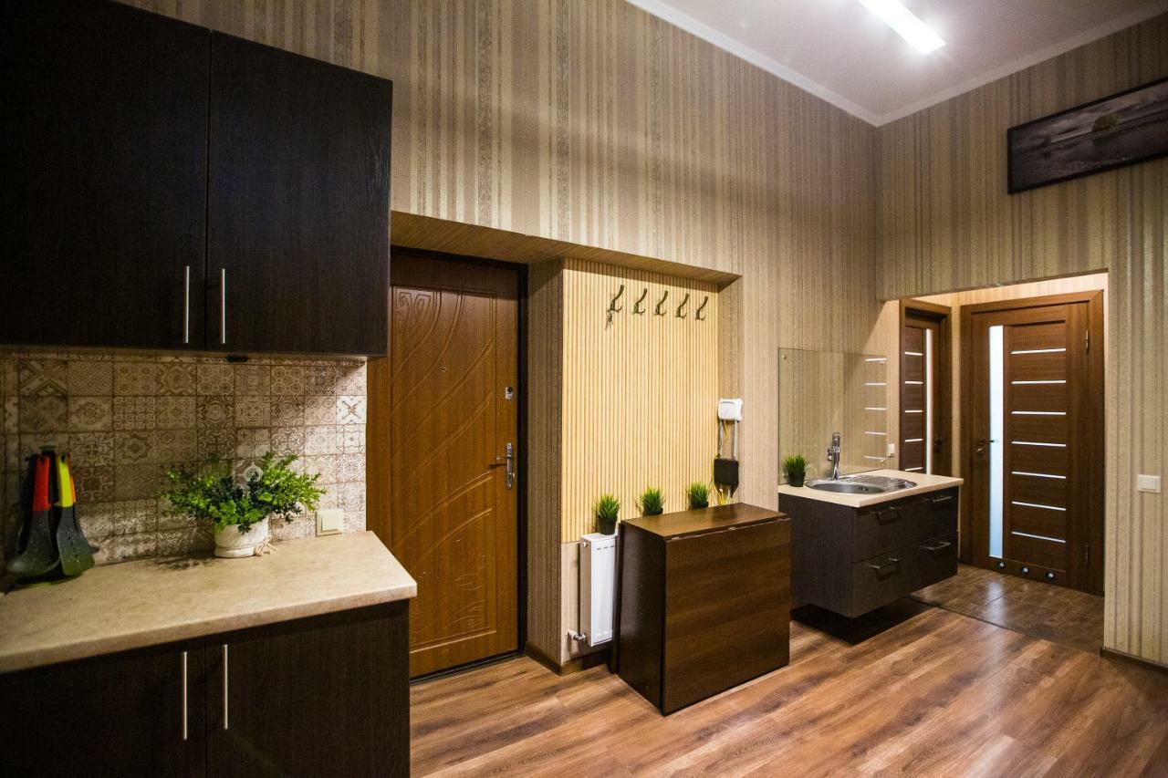 Baker'S Street Hostel Lviv Ngoại thất bức ảnh